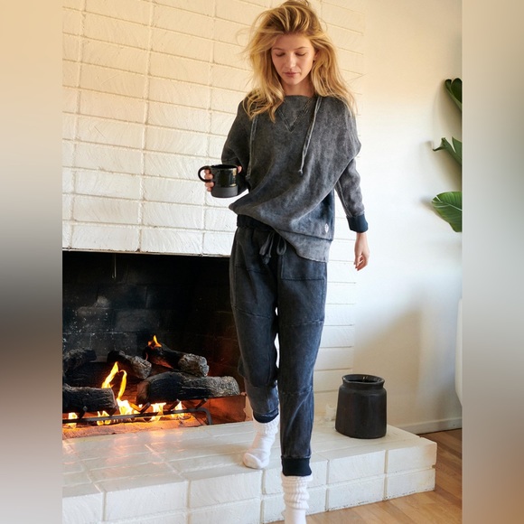 FREE PEOPLE The Simple Set in Black - Picture 1 of 2
